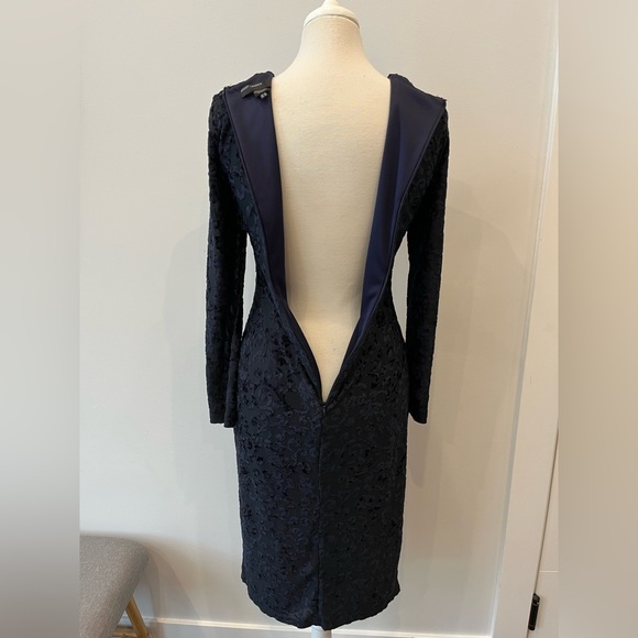 Maggy London Navy Blue Velvet Long Sleeve Dress - Size 6 - Picture 6 of 12